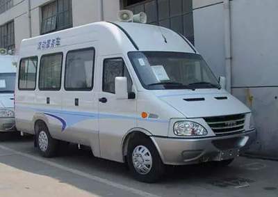 依维柯流动服务车 移动商业与专业服务的新载体