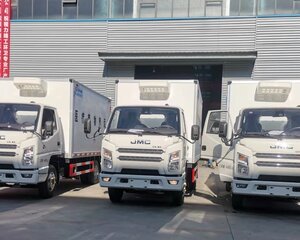 专用汽车销售指南 舞台车、广告车、清障车与沥青洒布车价格解析与市场概览